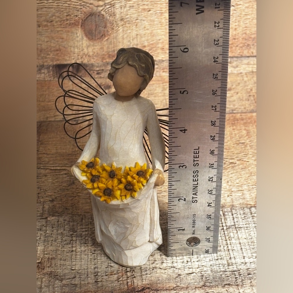 VTG Willow Tree Susan Lordi Angel Sunshine Blooms Sun Flowers 5.5” Demdaco 2010 - Picture 8 of 8